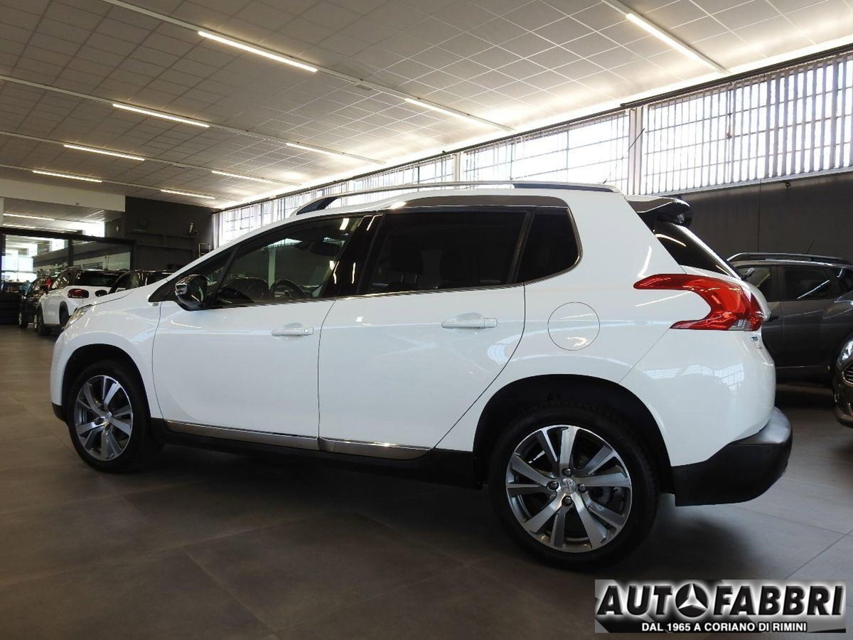 Peugeot 2008 120 S&S Allure (7)