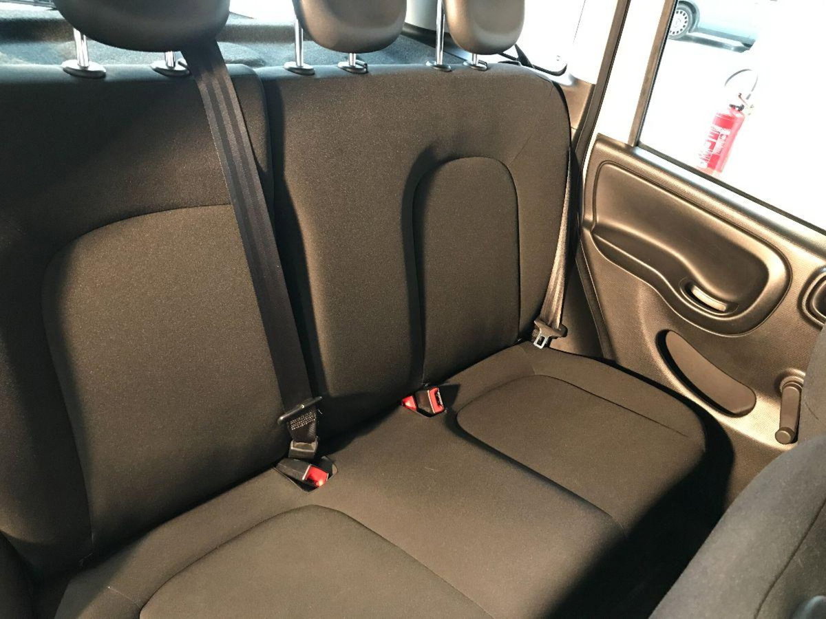 Fiat Panda 1.0 FireFly S&S Hybrid City Cross (12)