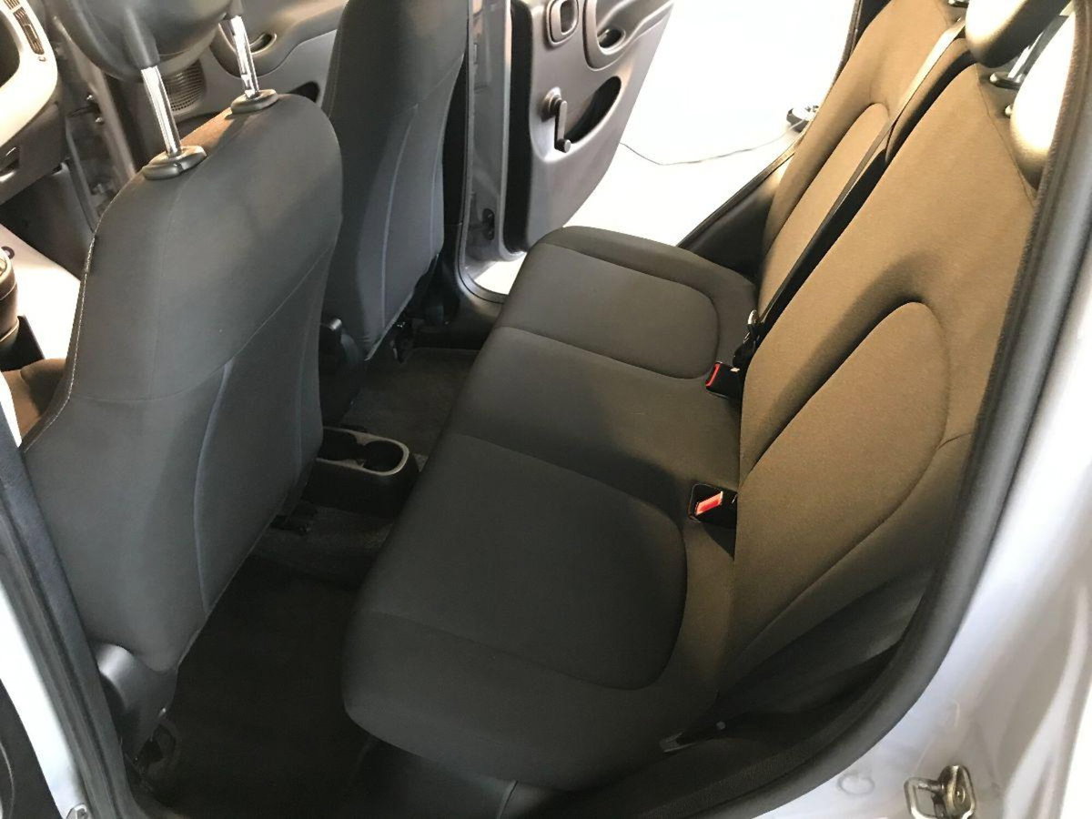 Fiat Panda 1.0 FireFly S&S Hybrid City Cross (13)
