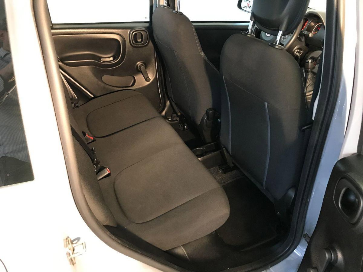 Fiat Panda 1.0 FireFly S&S Hybrid City Cross (17)
