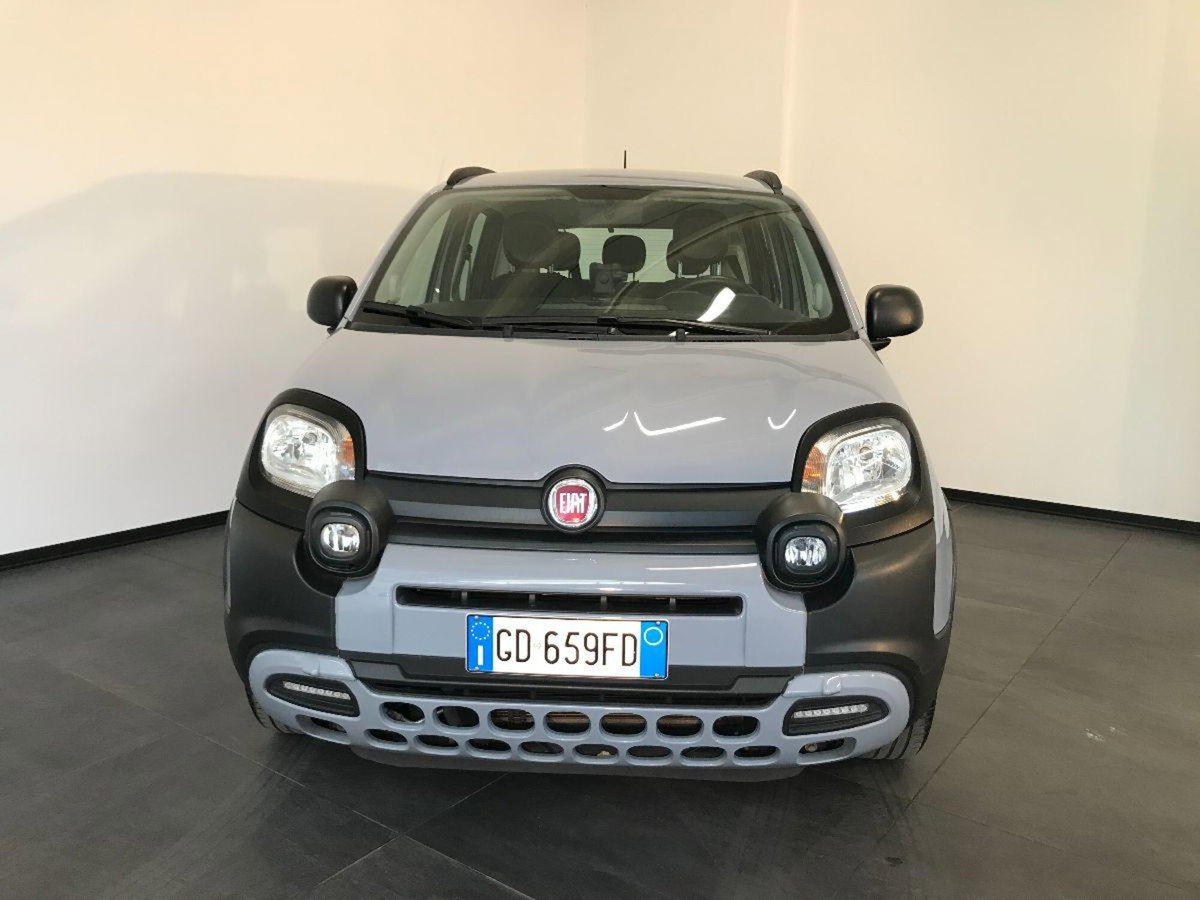 Fiat Panda 1.0 FireFly S&S Hybrid City Cross (2)