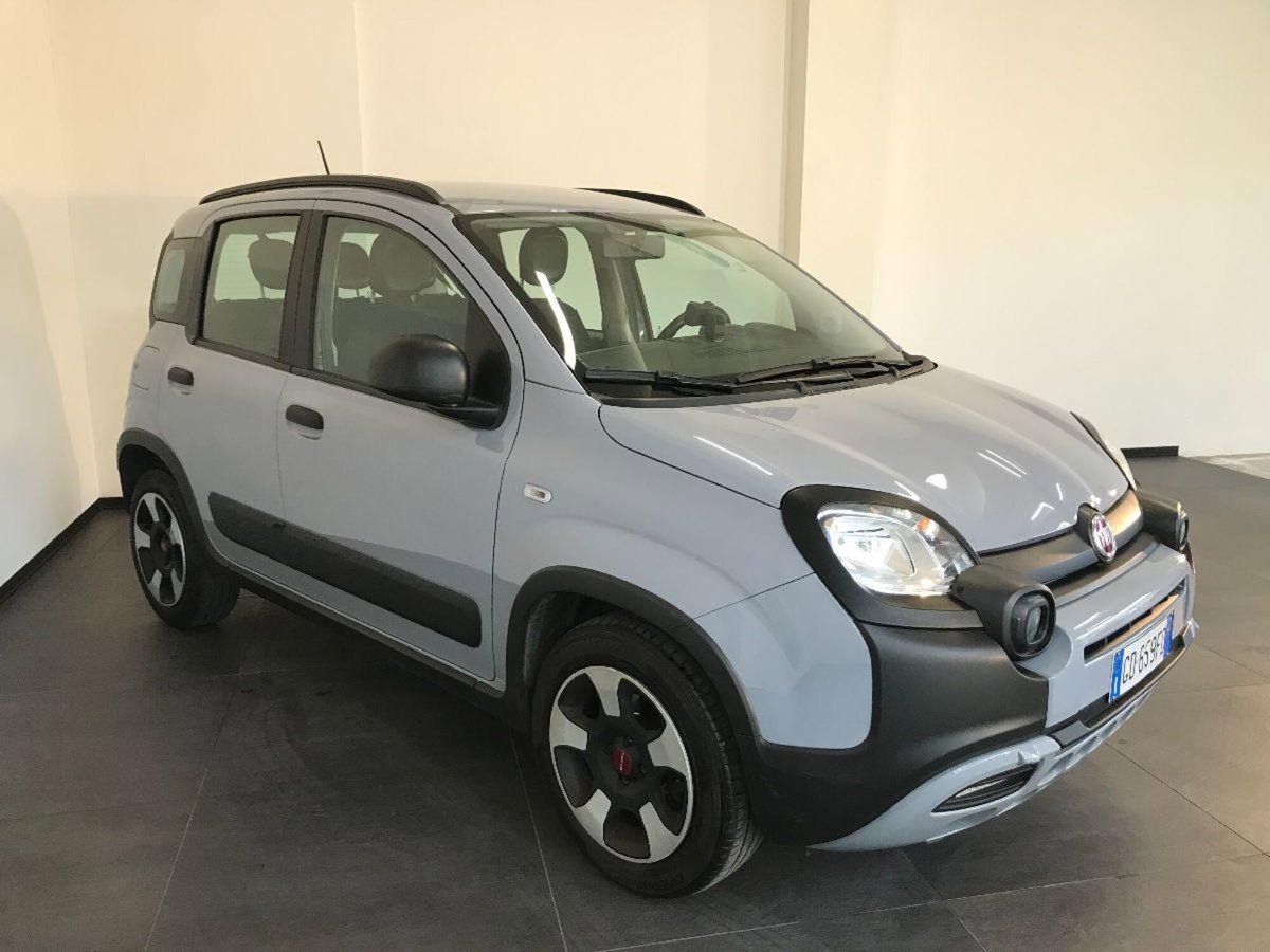 Fiat Panda 1.0 FireFly S&S Hybrid City Cross (3)