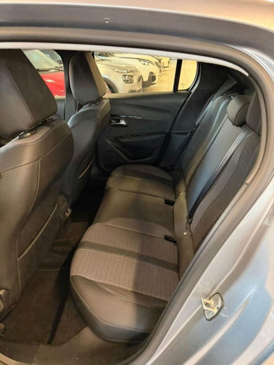 Peugeot 208 motore elettrico 136 CV 5 porte Allure Pack (8)