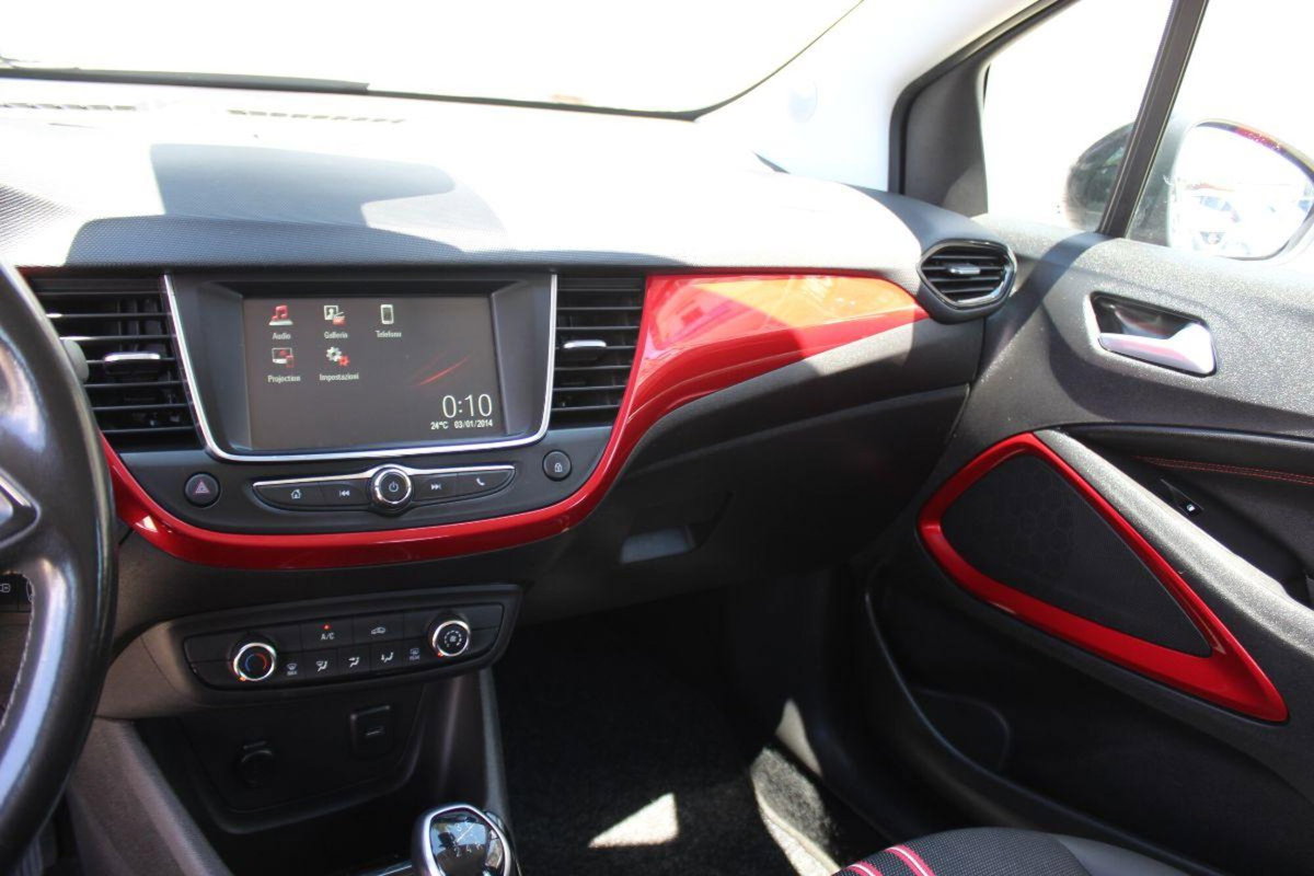 Opel Crossland X 1.2 12V Innovation (14)