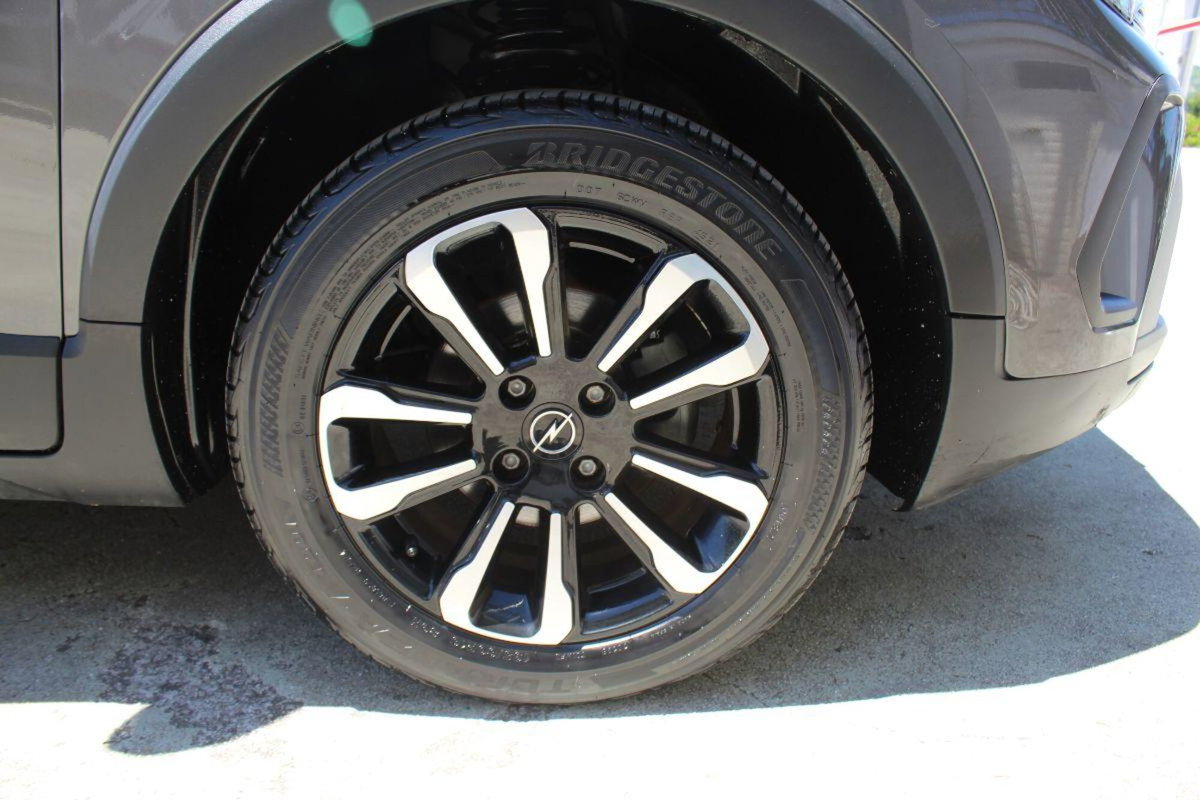 Opel Crossland X 1.2 12V Innovation (4)