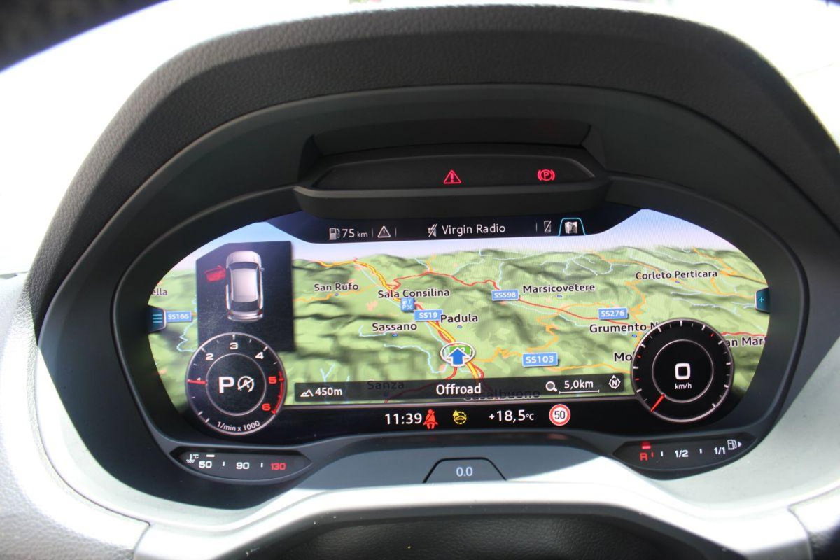 Audi Q2 Q2 35 TDI quattro S tronic Business Plus (18)