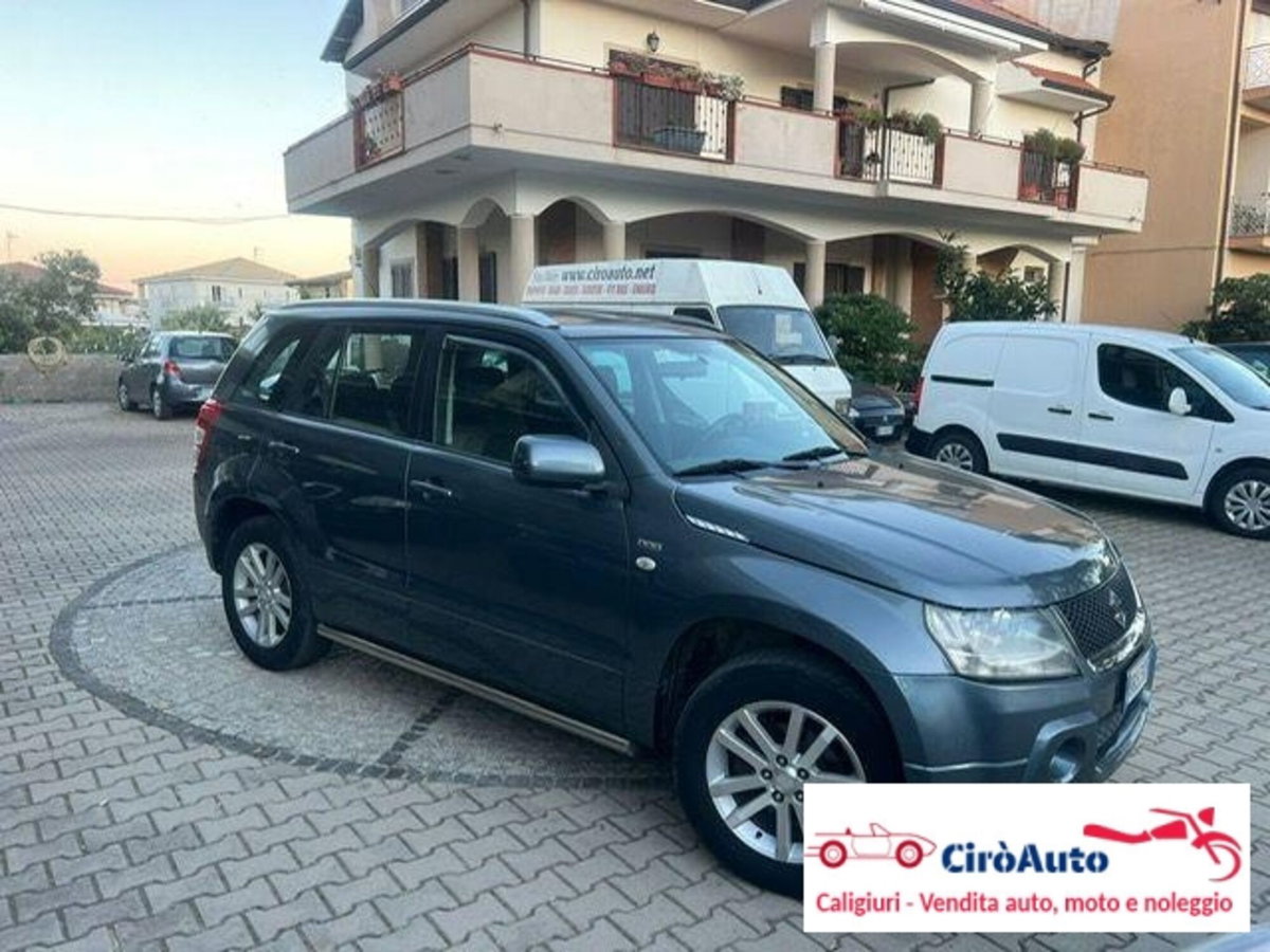 Suzuki Grand Vitara 1.9 DDiS 5 porte Executive 2008 (11)