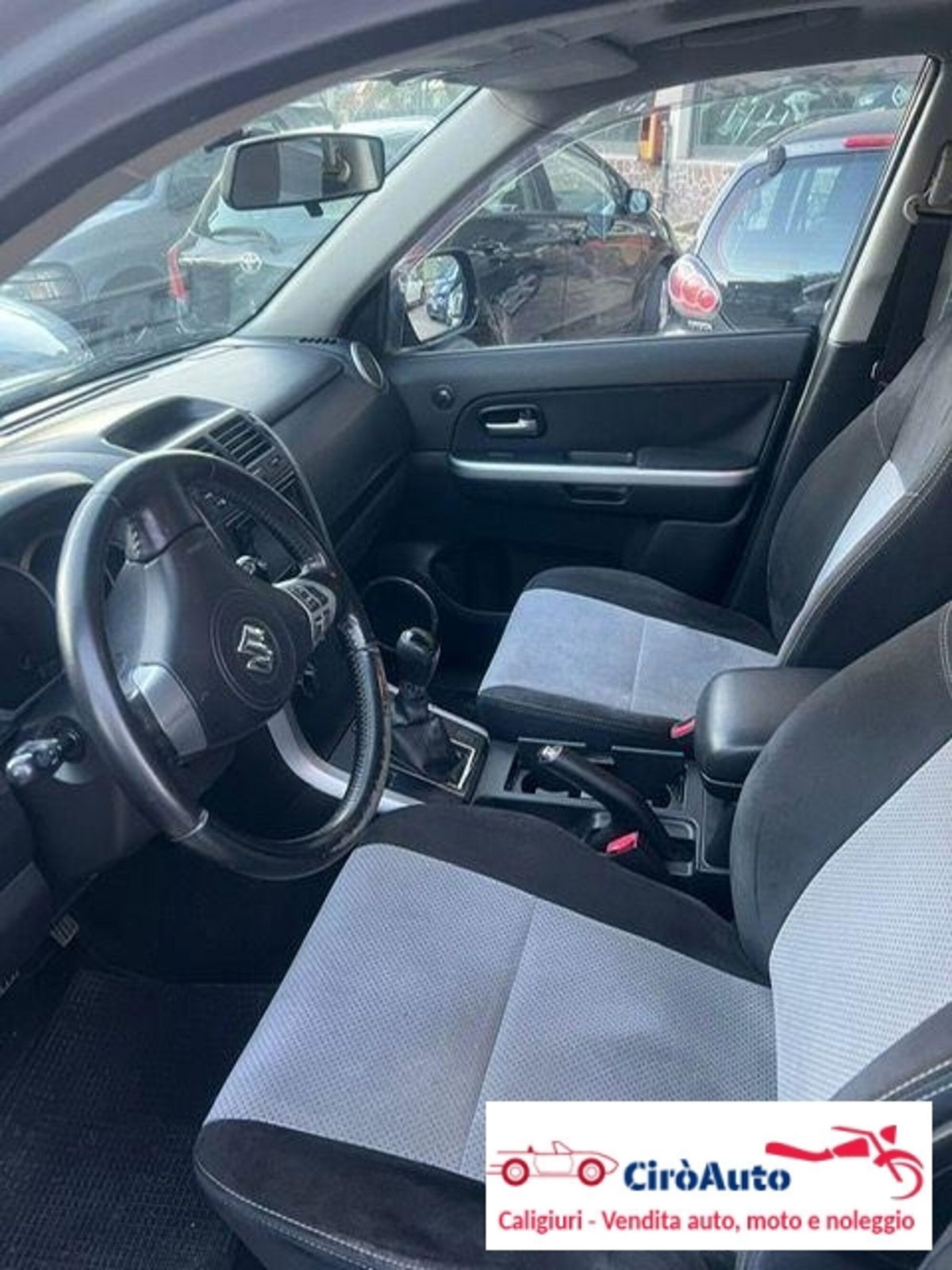 Suzuki Grand Vitara 1.9 DDiS 5 porte Executive 2008 (7)