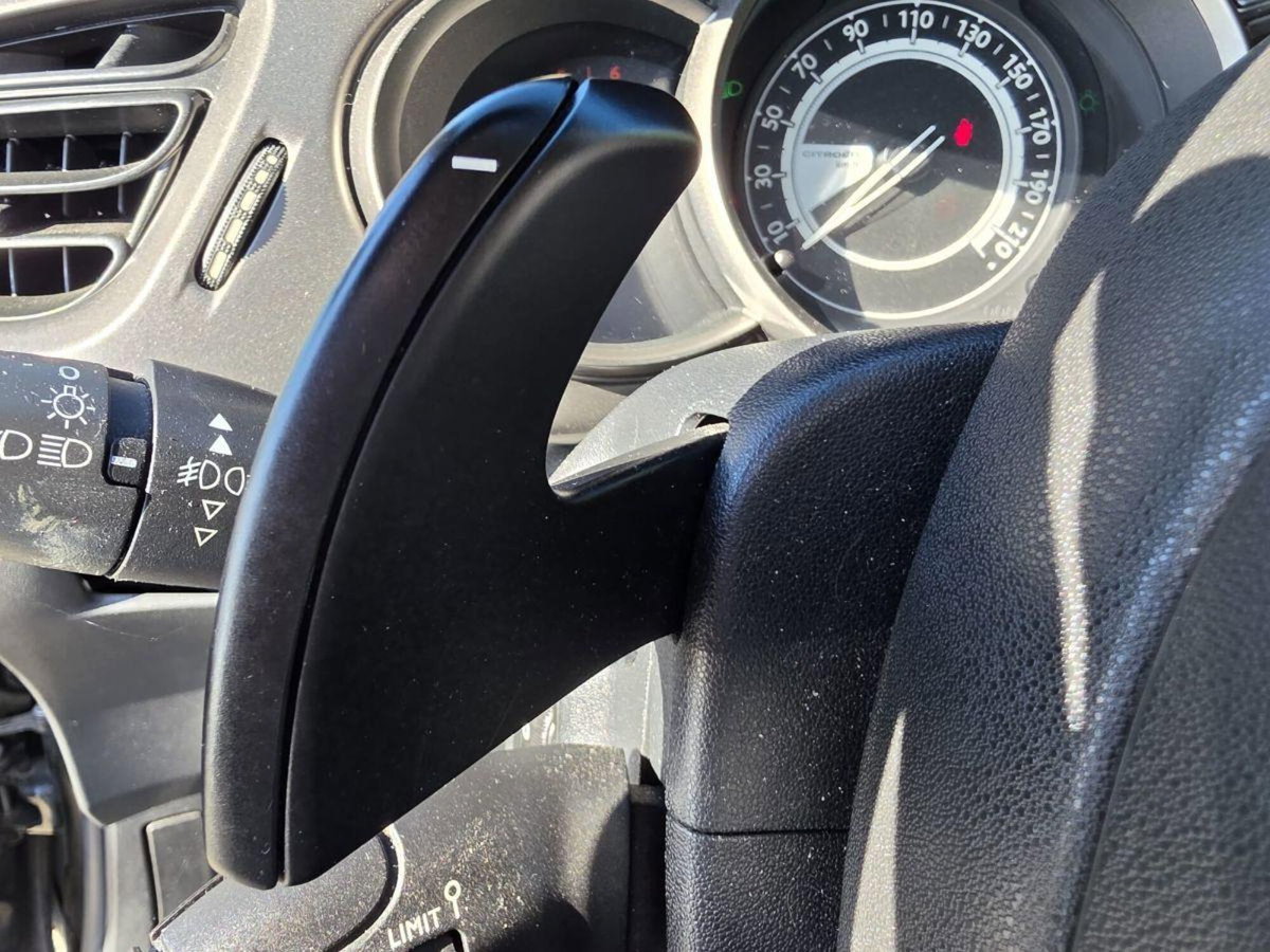 Citroen C3 1.4 HDi 70CV Seduction (17)