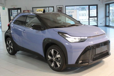 Toyota Aygo X 1.5 hybrid Icon e-cvt nuova