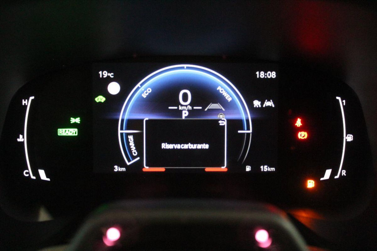 Toyota Aygo X 1.5 hybrid Icon e-cvt (7)
