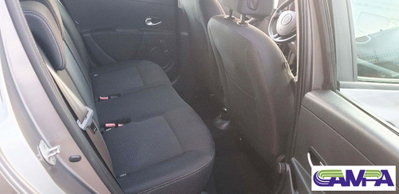 Renault Clio 1.2 16V 5 porte Dynamique (10)