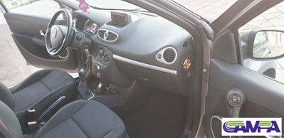Renault Clio 1.2 16V 5 porte Dynamique (11)
