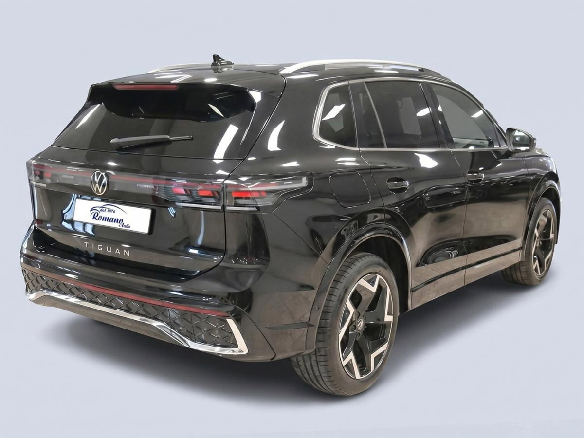Volkswagen Tiguan Allspace 2.0 tdi R-Line 150cv dsg (3)