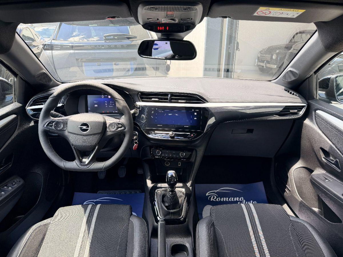 Opel Corsa 1.2 GS s&s 100cv (5)