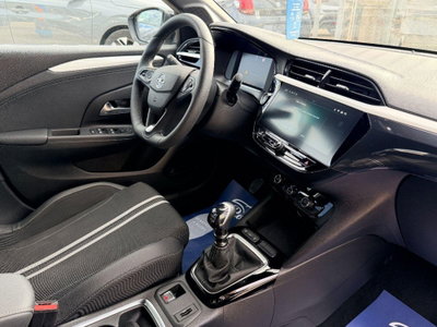 Opel Corsa 1.2 GS s&s 100cv (11)