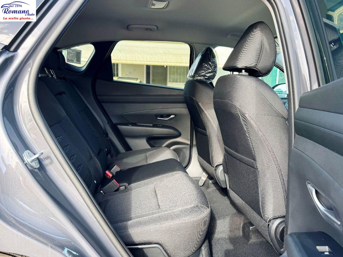 Hyundai Tucson 1.6 crdi 48V Business 2wd dct (14)
