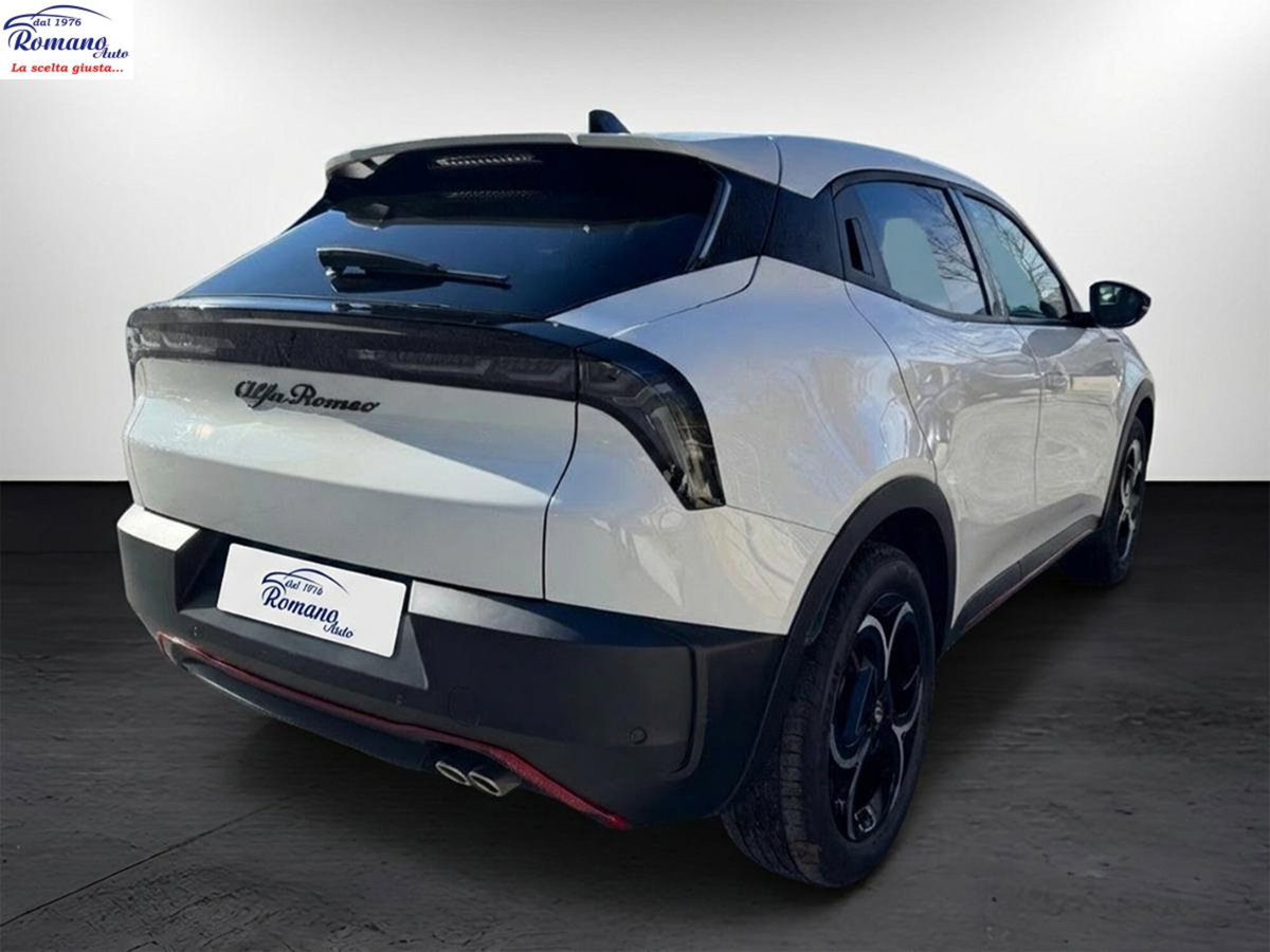 Alfa Romeo Junior elettrica Speciale 156cv (3)