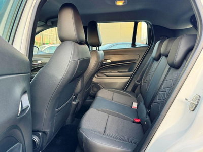 Jeep Avenger 1.2 turbo Summit fwd 100cv (10)