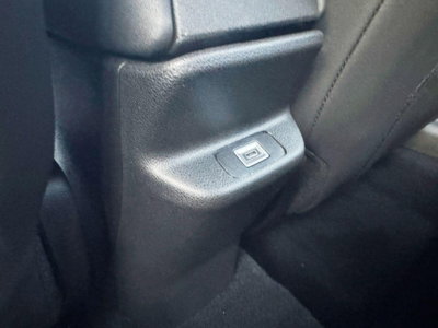 Jeep Avenger 1.2 turbo Summit fwd 100cv (14)