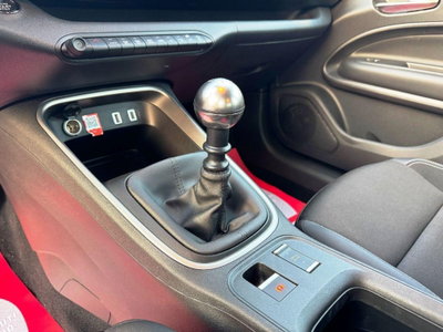 Jeep Avenger 1.2 turbo Summit fwd 100cv (16)