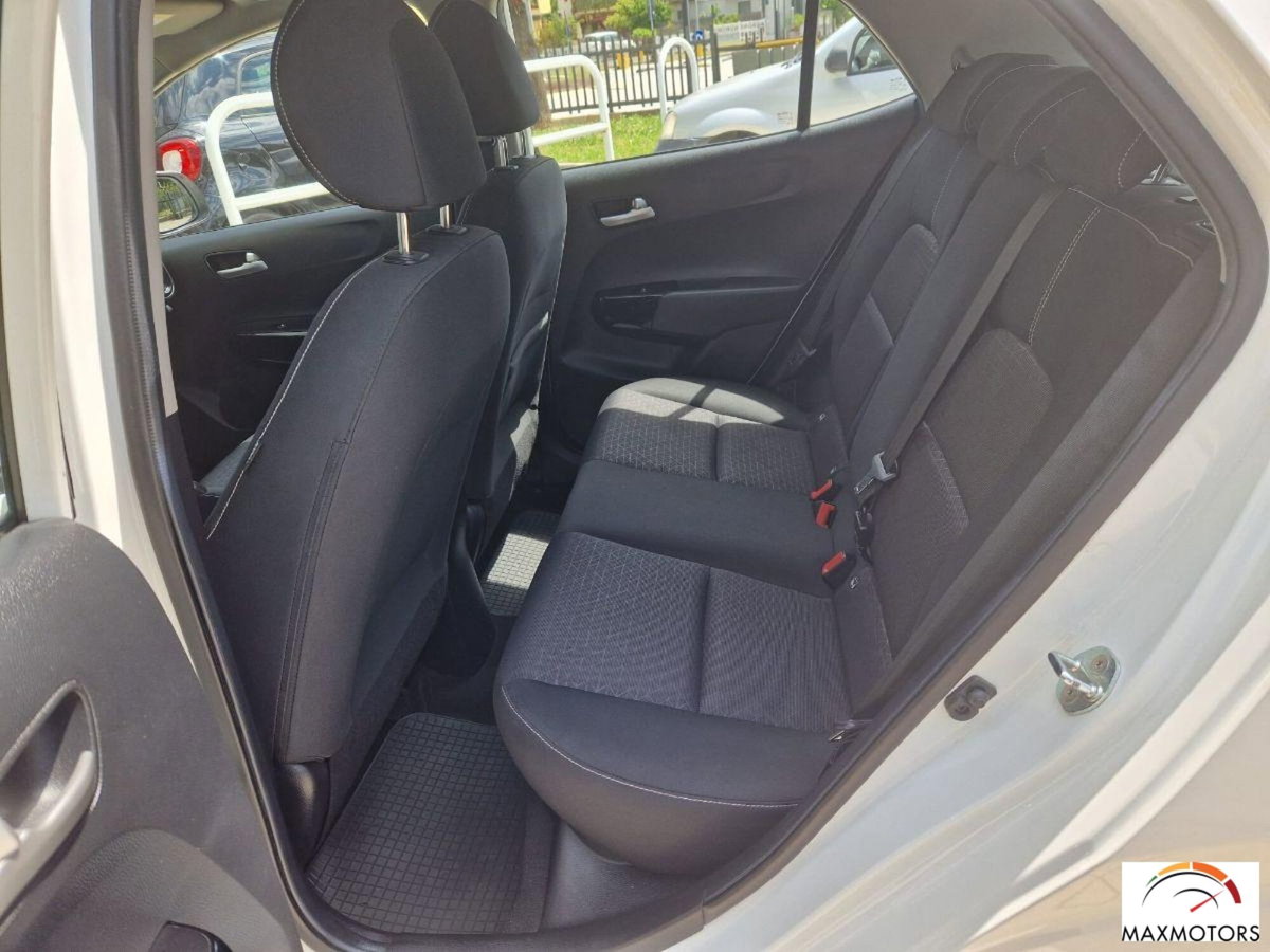Kia Picanto 1.0 12V EcoGPL 5 porte Active (13)