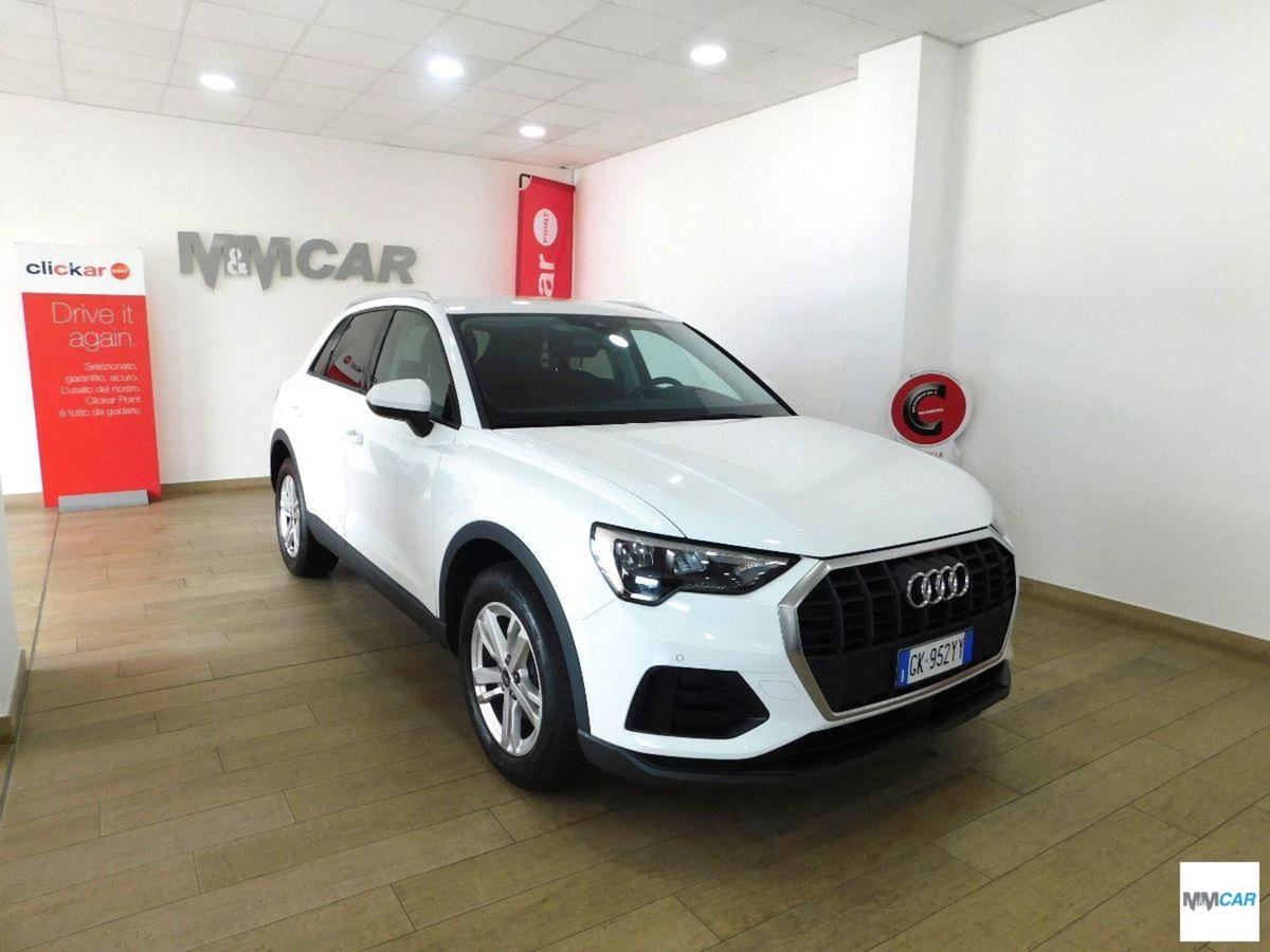 Audi Q3 35 TFSI Business