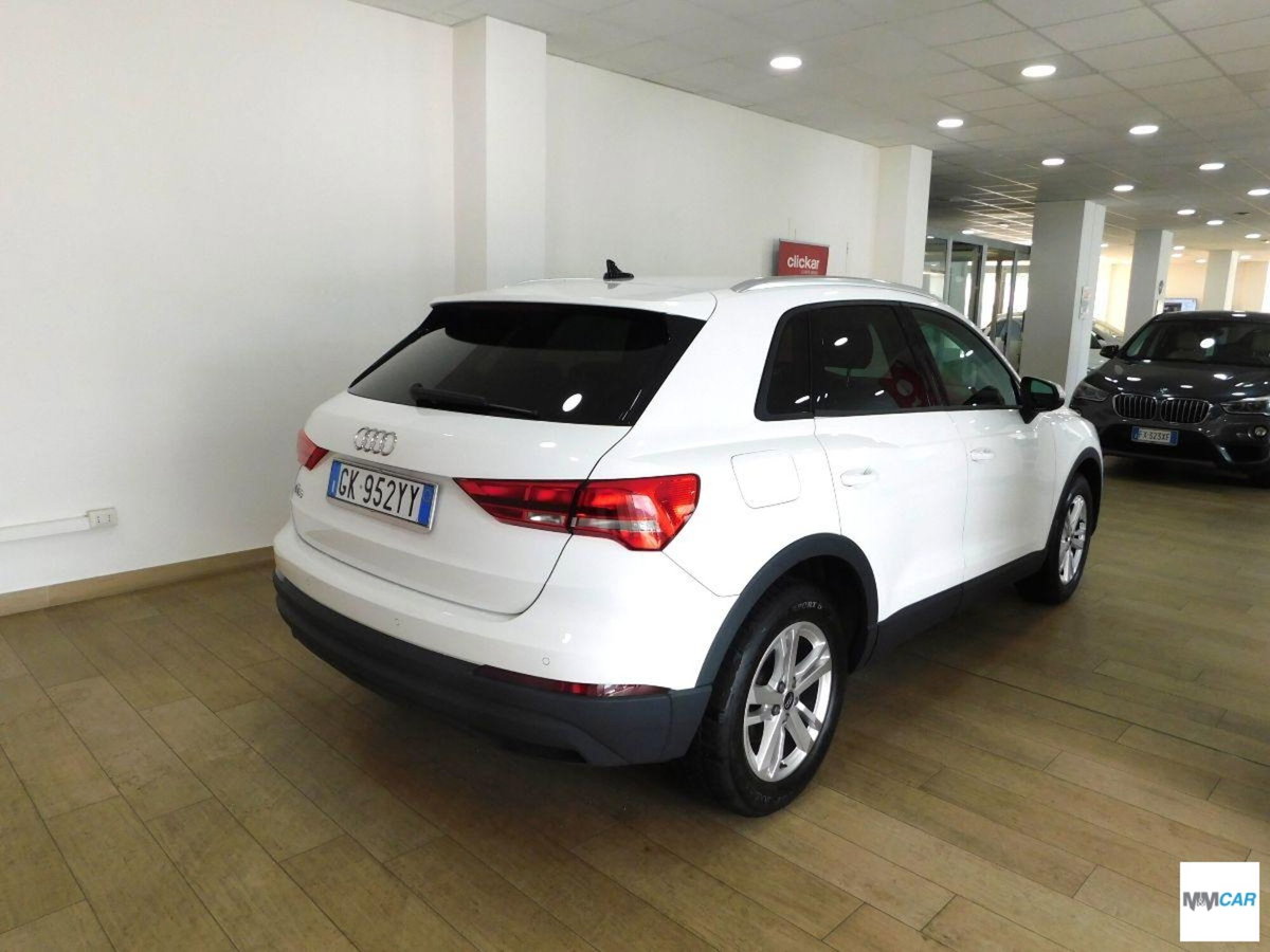 Audi Q3 35 TFSI Business (3)
