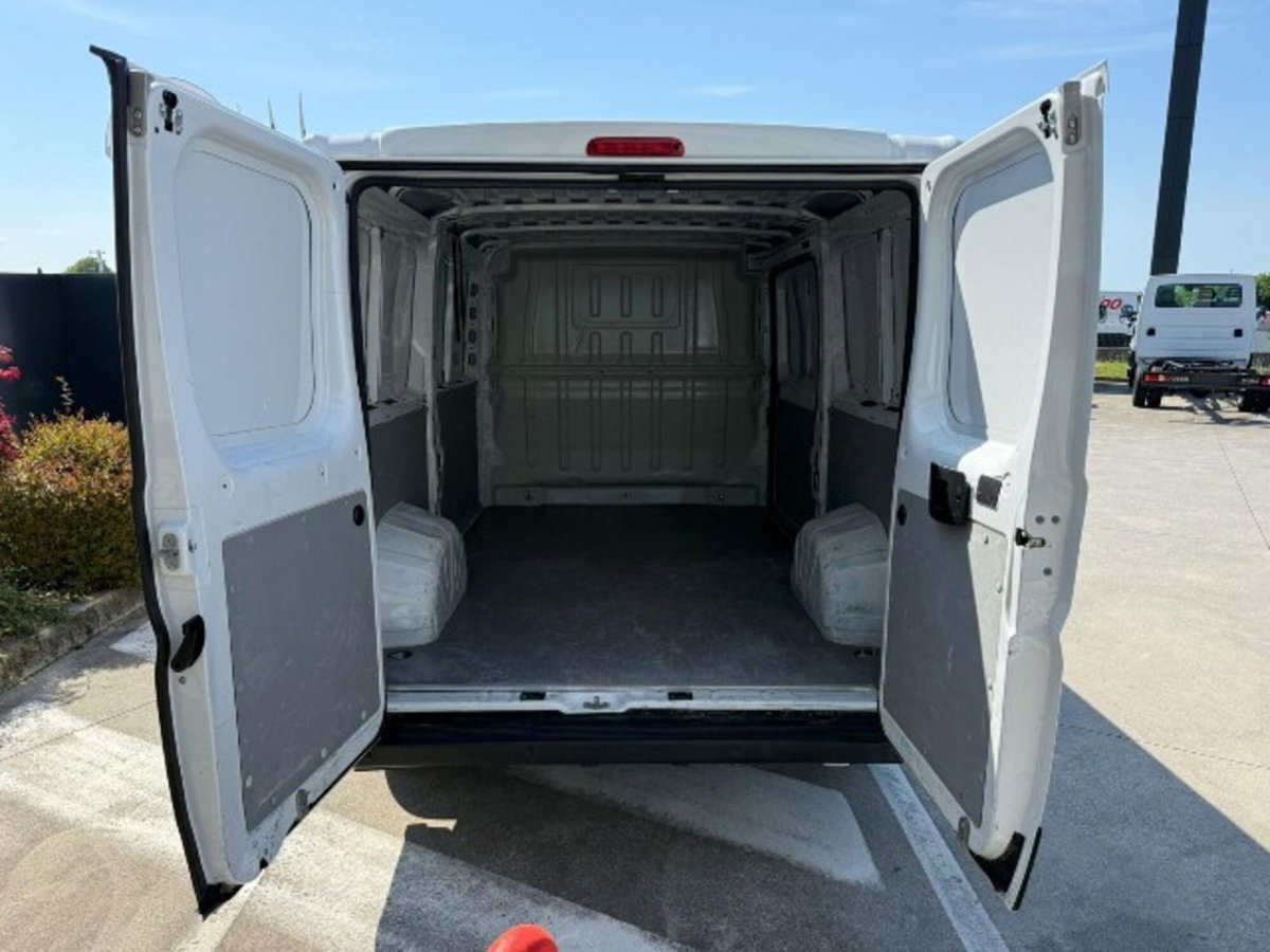 Fiat Ducato Cabinato 33 MH1 2.2 mjt3 140cv d.cab. serie 8 (12)