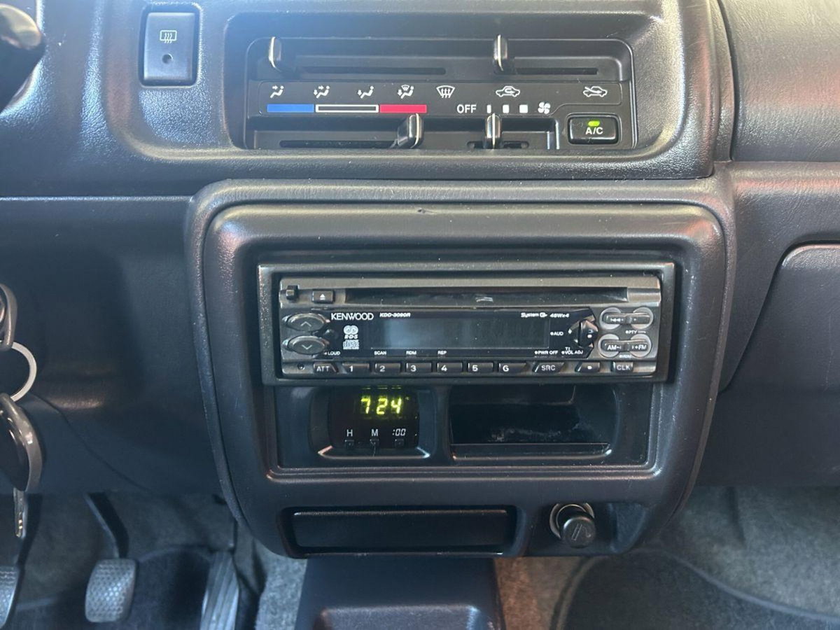 Suzuki Jimny 1.5 DDiS cat 4WD (14)