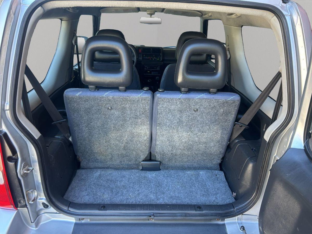 Suzuki Jimny 1.5 DDiS cat 4WD (18)