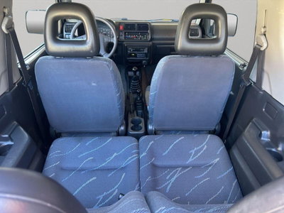 Suzuki Jimny 1.5 DDiS cat 4WD (19)