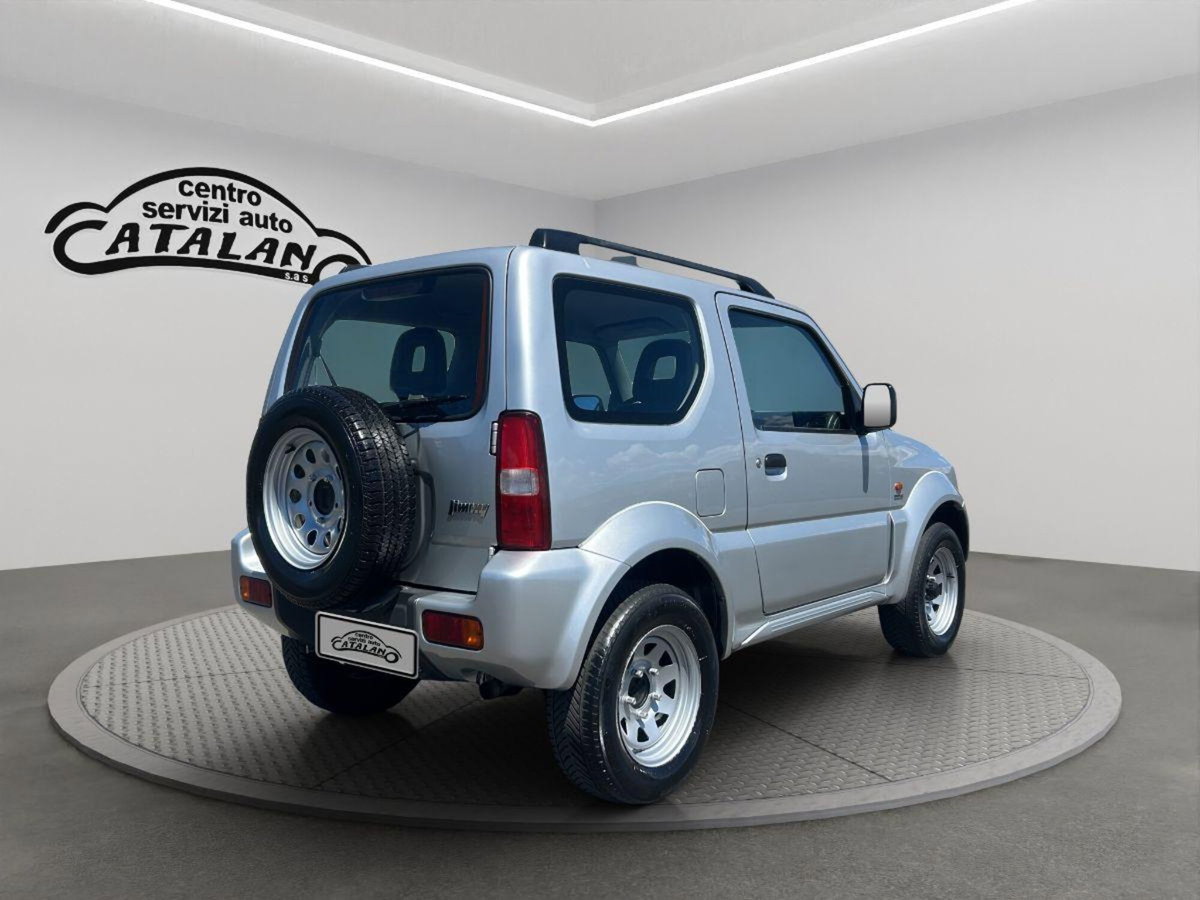 Suzuki Jimny 1.5 DDiS cat 4WD (5)