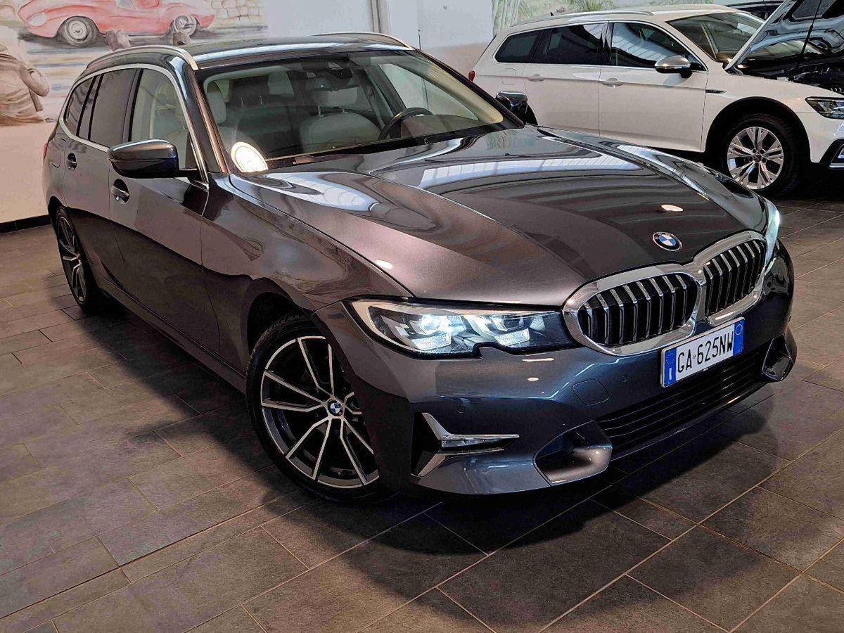 BMW Serie 3 Touring 320d xDrive  Luxury (2)