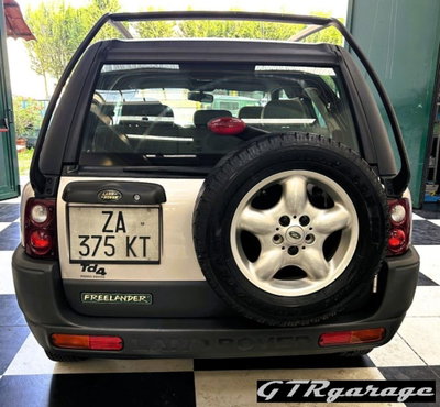 Land Rover Freelander 2.0 Td4 16V cat 3p. Hardback (5)