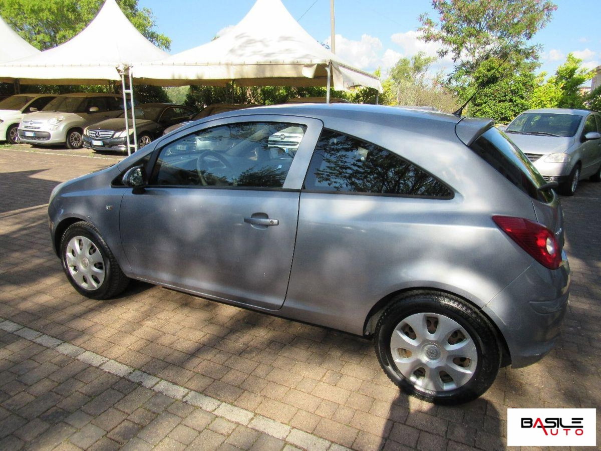 Opel Corsa 1.3 CDTI 75CV 3 porte Enjoy (6)