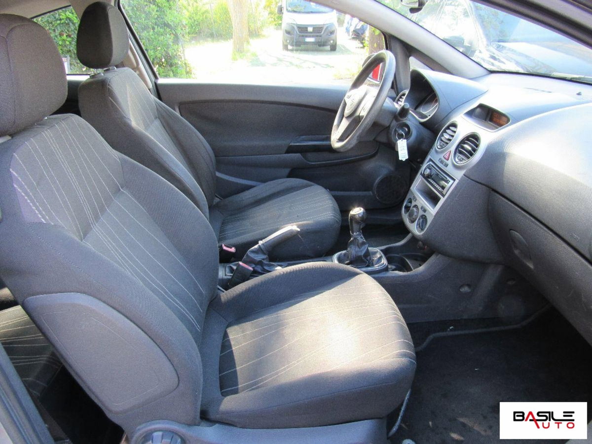 Opel Corsa 1.3 CDTI 75CV 3 porte Enjoy (9)