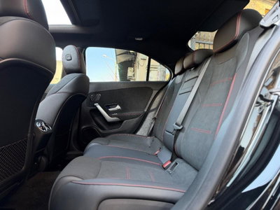 Mercedes-Benz Classe A Sedan 220 d Automatic 4p. Premium (17)