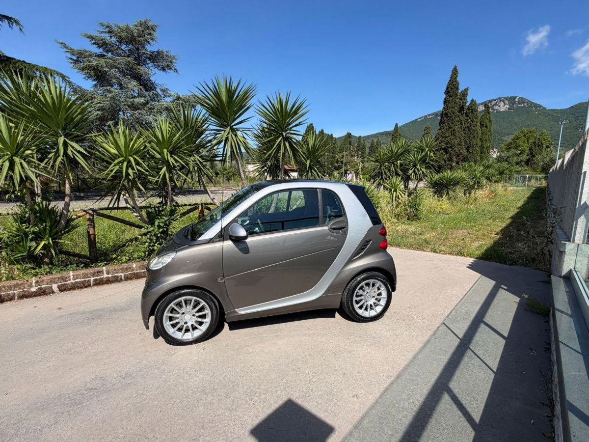 smart Fortwo 800 33 kW coupé passion cdi (2)