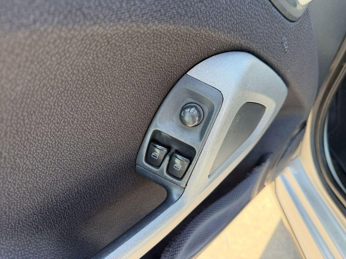 smart Fortwo 800 33 kW coupé passion cdi (10)