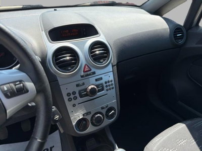 Opel Corsa 1.2 5 porte Elective (10)