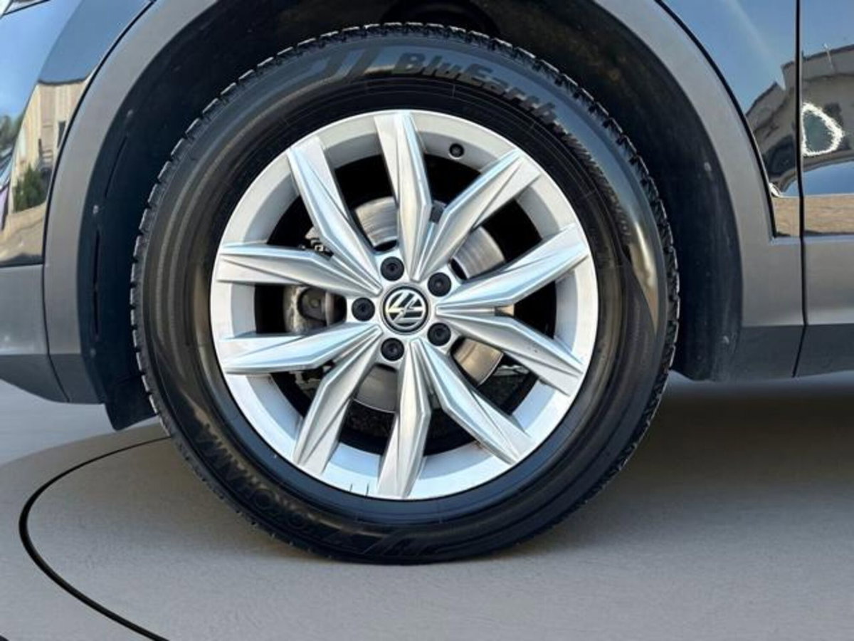 Volkswagen Tiguan 2.0 TDI SCR Business BlueMotion Technology (14)
