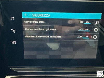 Citroen C3 PureTech 110 S&S Shine (13)