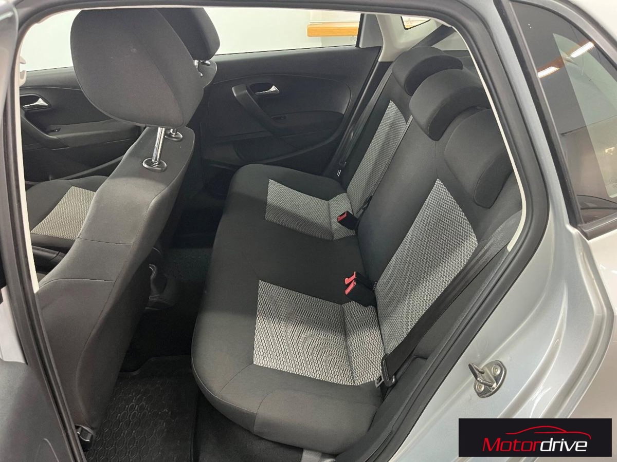 Volkswagen Polo 1.2 70 CV 5p. Comfortline (12)