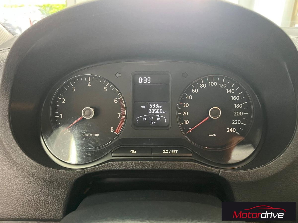 Volkswagen Polo 1.2 70 CV 5p. Comfortline (9)