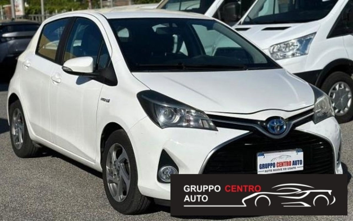Toyota Yaris 1.5 Hybrid 5 porte Active (3)