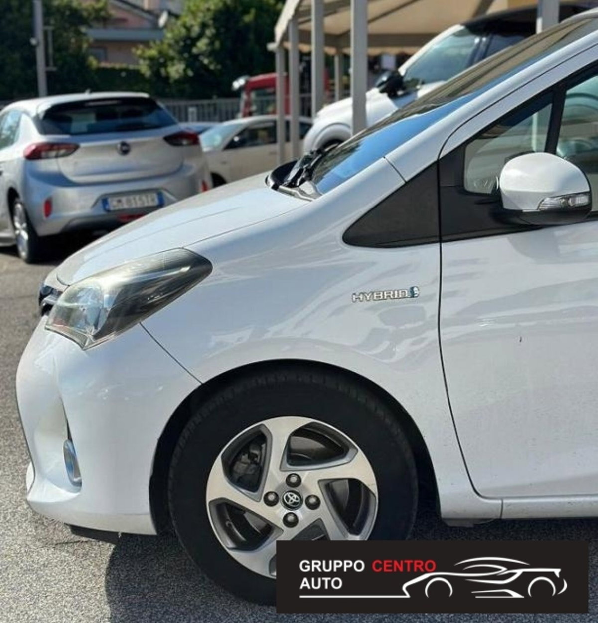 Toyota Yaris 1.5 Hybrid 5 porte Active (8)