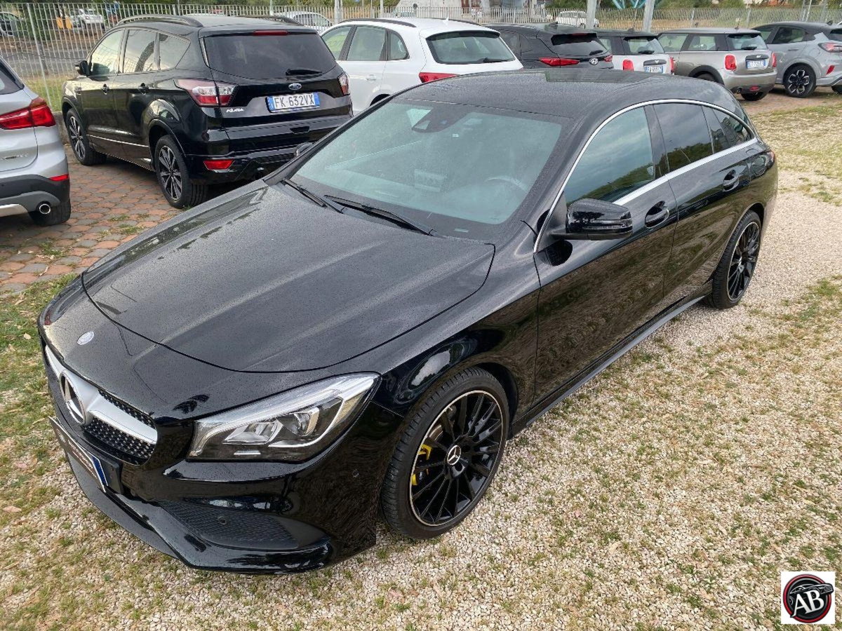 Mercedes-Benz CLA Shooting Brake 220 d Automatic Sport
