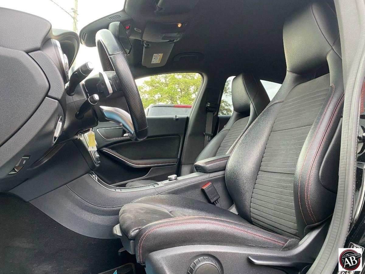 Mercedes-Benz CLA Shooting Brake 220 d Automatic Sport (14)