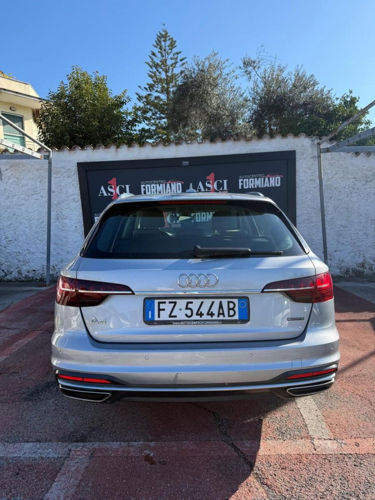 Audi A4 Avant 40 2.0 tdi mhev Business quattro 204cv s-tronic (4)